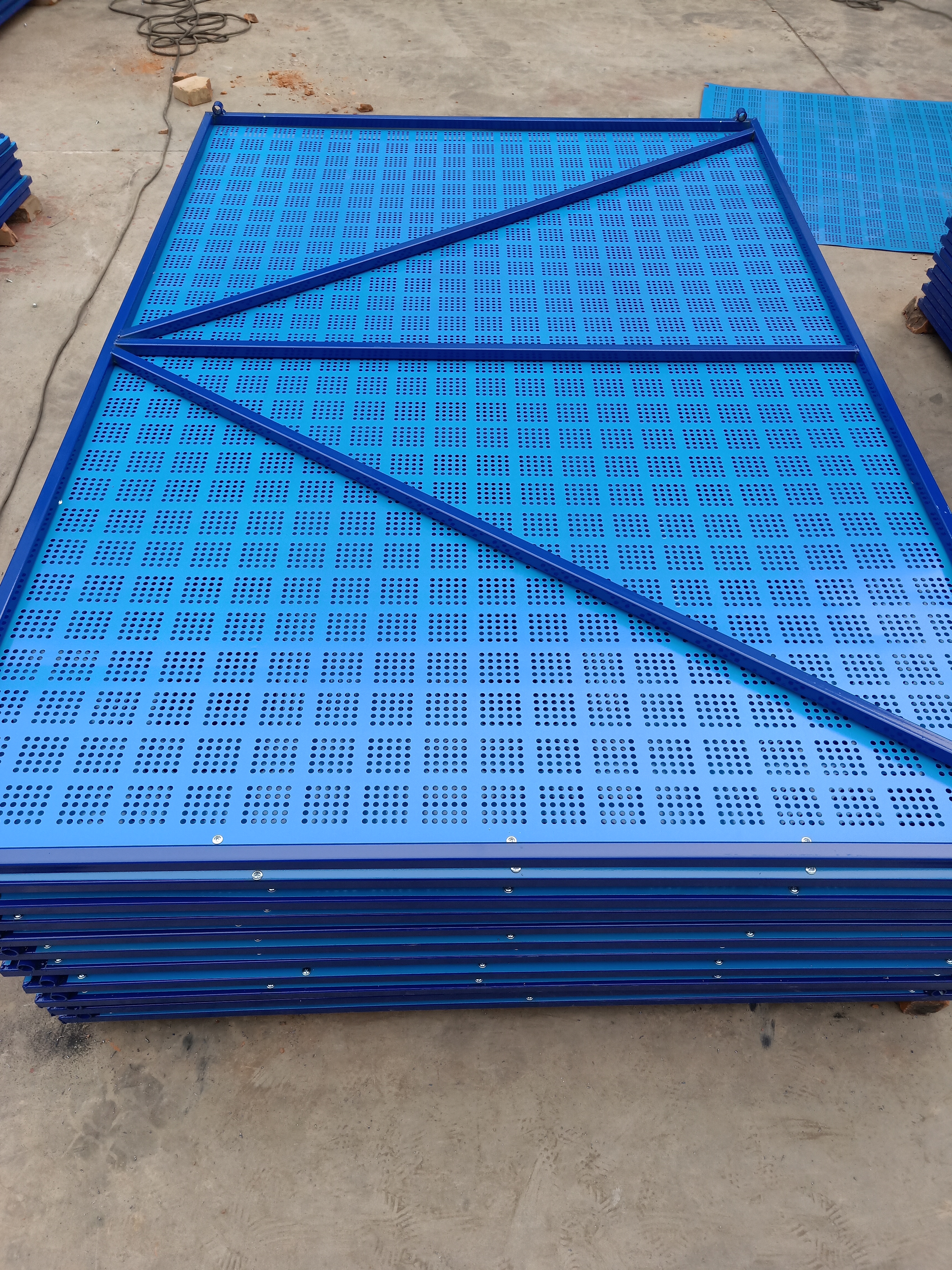 建設(shè)安全護(hù)防網(wǎng)——爬架網(wǎng)圖片2